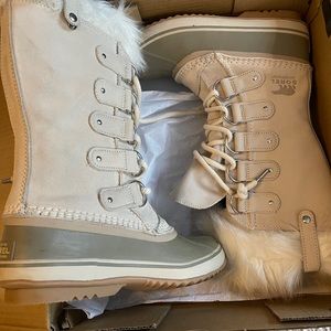 Women’s Sorel Joan Of Arctic